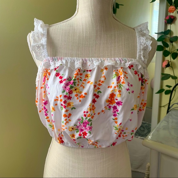 Floral Crop Top - Forever 21 - Picture 1 of 4